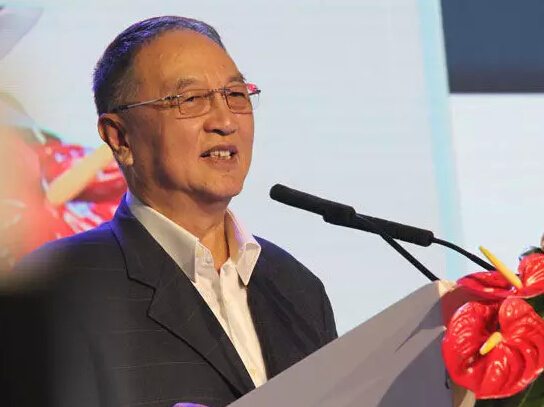 柳傳志：“互聯(lián)網(wǎng)+”被大大低估，向王健林馬云學