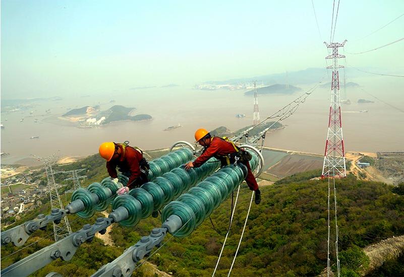 國內(nèi)最大規(guī)模跨海輸電高塔群投運(yùn)