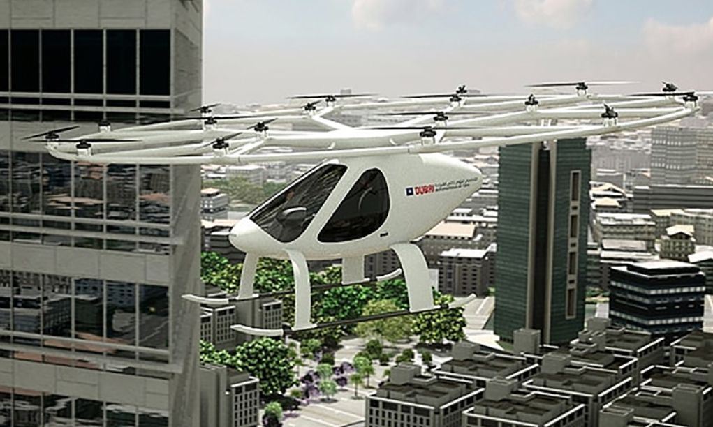 無(wú)人車(chē)、無(wú)人機(jī)、超級(jí)高鐵、智慧城市......這是一份來(lái)自未來(lái)的出行報(bào)告
