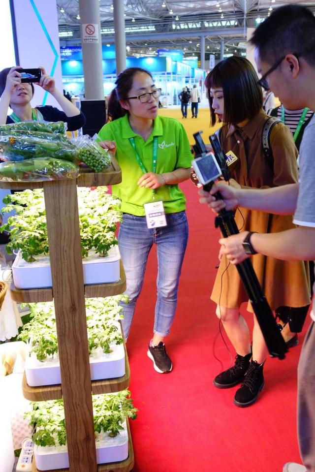 “互聯(lián)網(wǎng)+”農(nóng)業(yè)模式齊聚成都農(nóng)博會(huì)，尚作有機(jī)產(chǎn)品成焦點(diǎn)