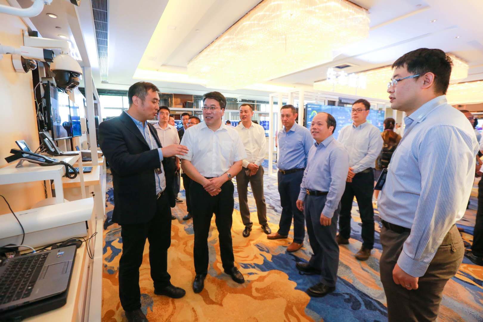 智慧城市、智慧醫(yī)療就在身邊 華為中國ICT生態(tài)之行2018帶你了解智慧鄭州