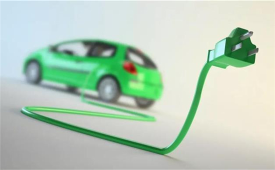 電動(dòng)車市半年考：“占號(hào)車”成為棄子，插混風(fēng)頭正勁