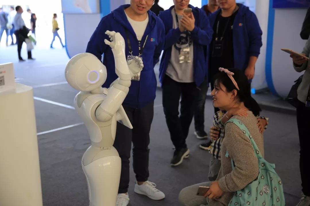 人工智能，從這里走向世界
